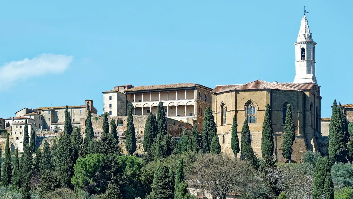 Come arrivare a Pienza in autobus: orari e fermate principali
