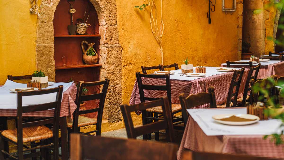 Pienza: confronto tra degustazioni di pecorino, caseifici o botteghe?