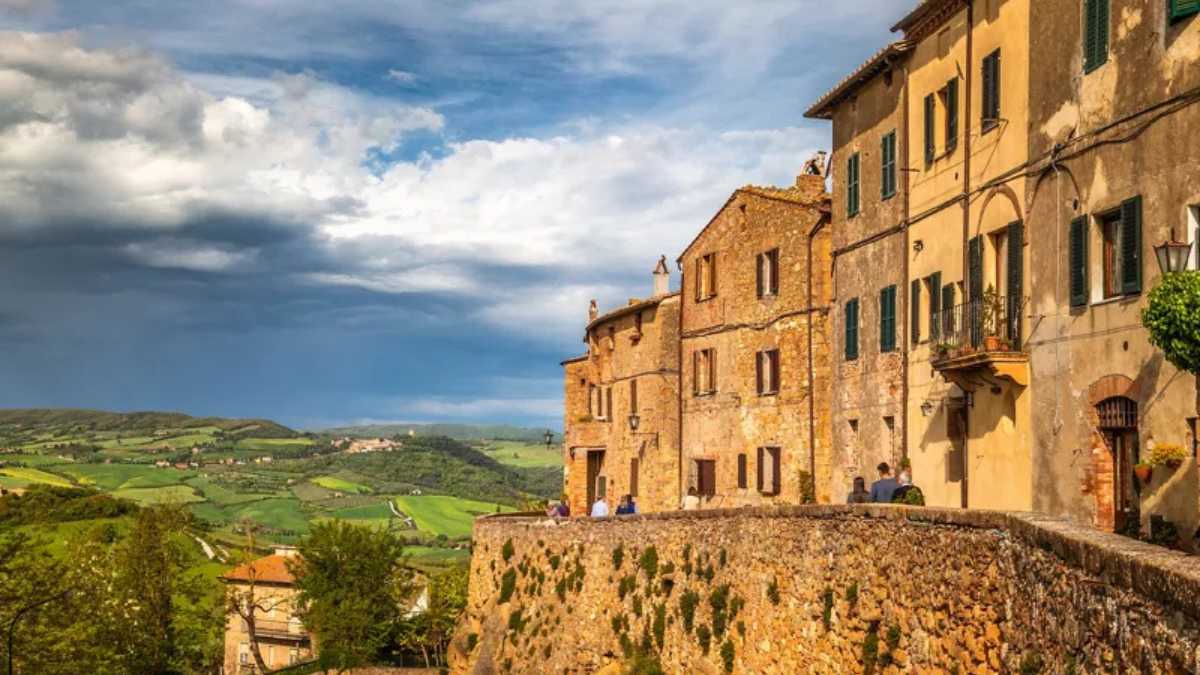 Pienza senza auto: come visitare la Val d’Orcia usando mezzi pubblici